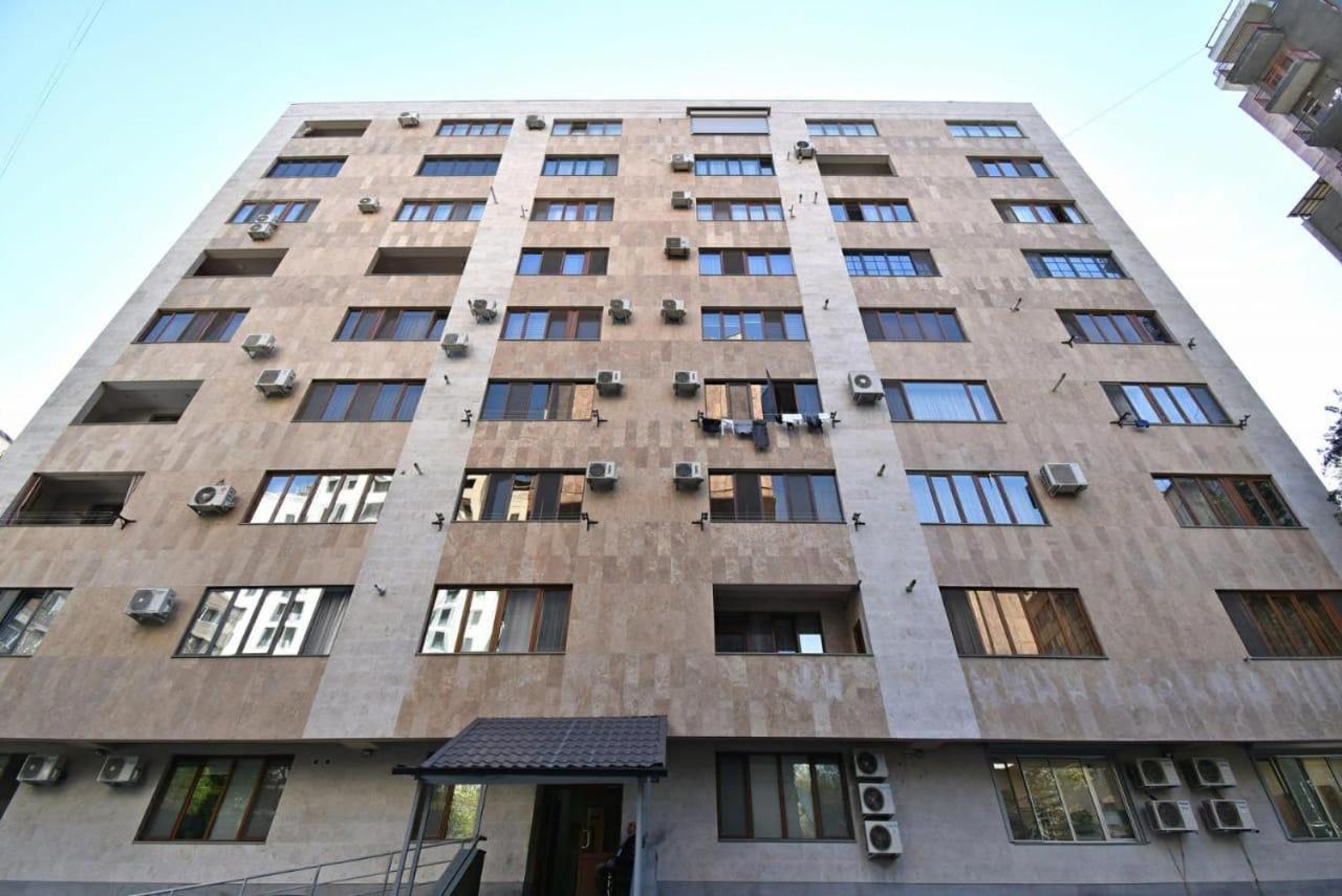 Lovely & Modern 2 Bedroom Apartment, New Building, Malibu Garden Yerevan Exterior photo